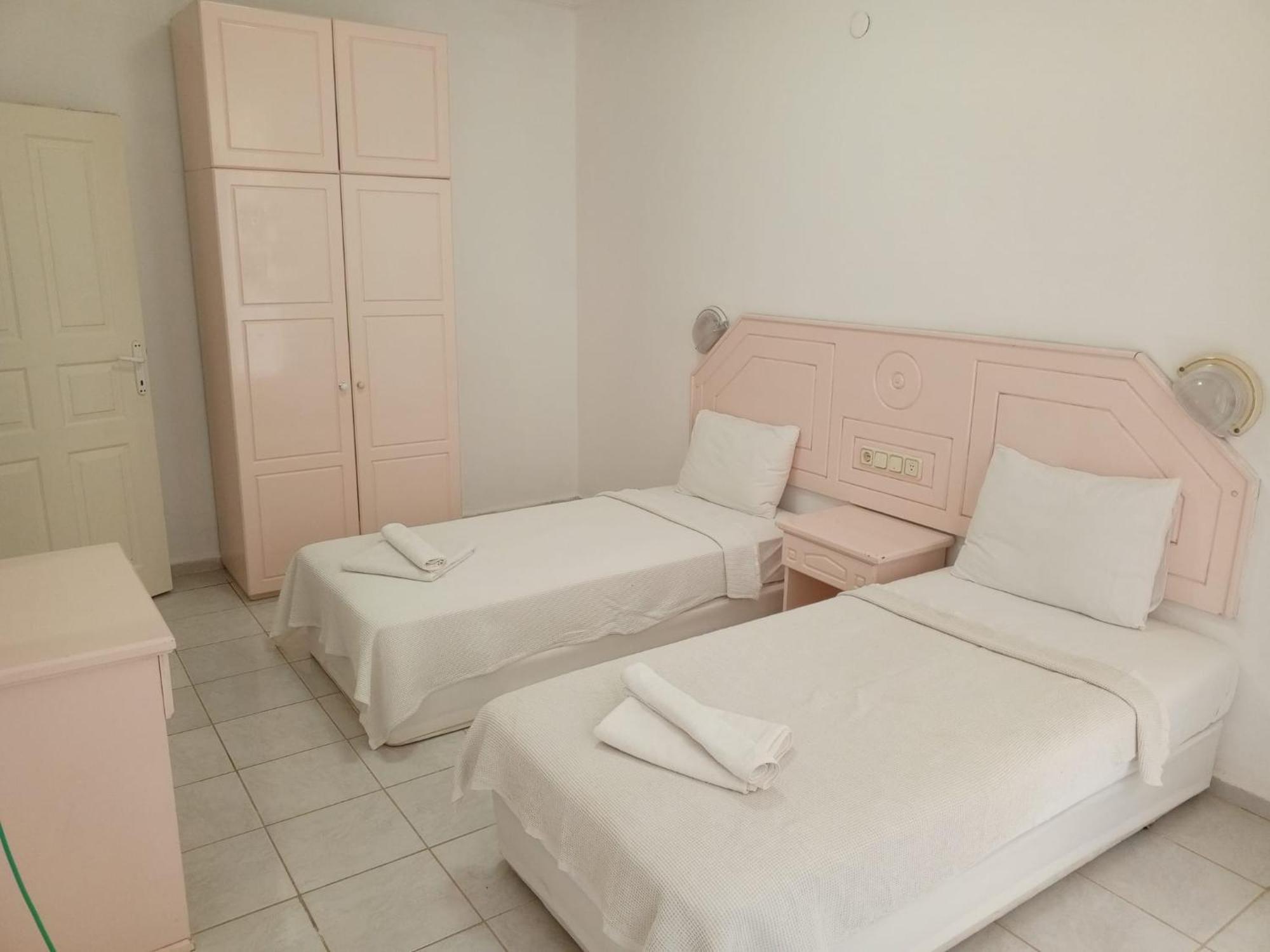 Pembe Kosk Apart Otel Fethiye Exterior photo