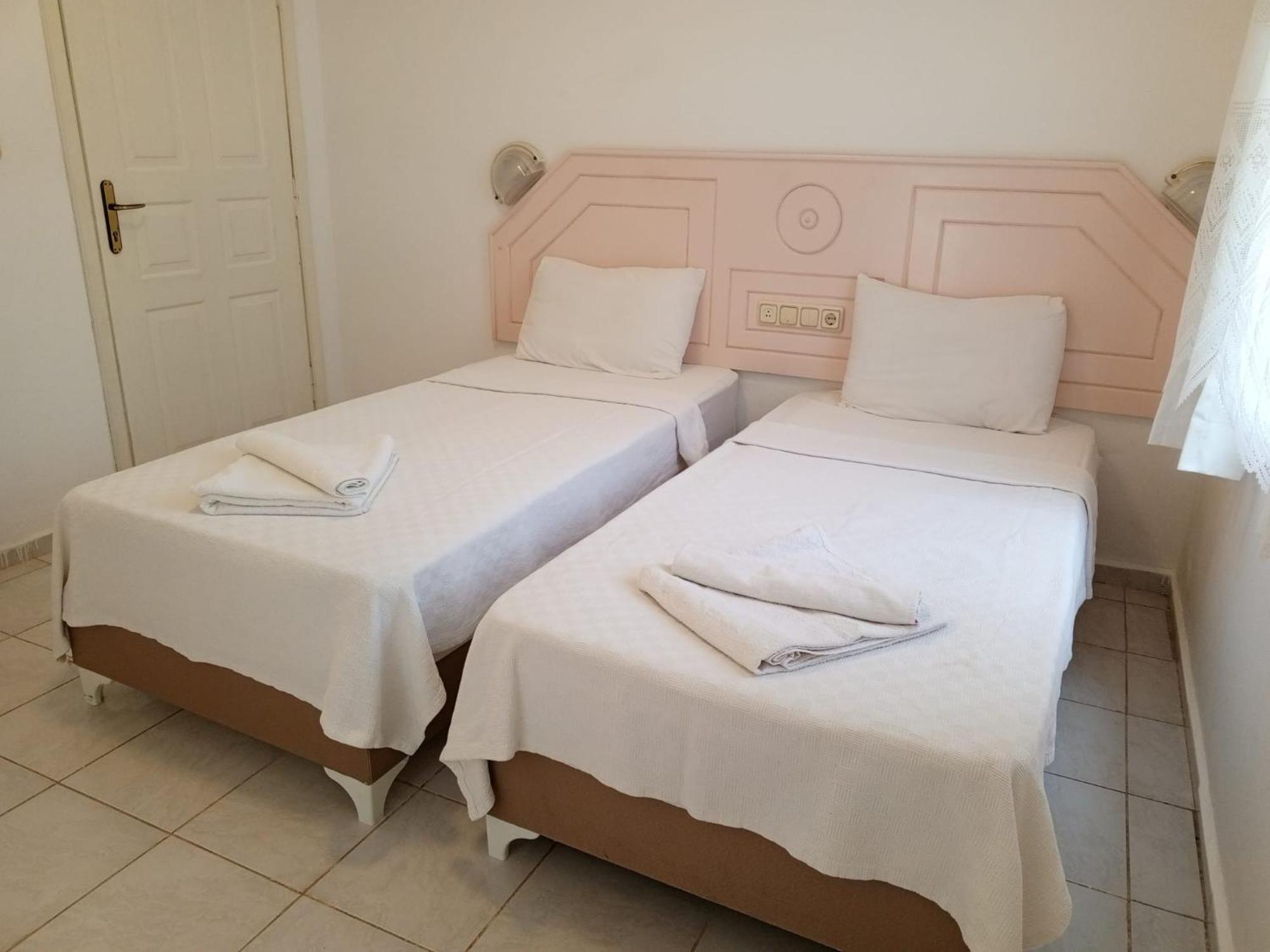 Pembe Kosk Apart Otel Fethiye Exterior photo